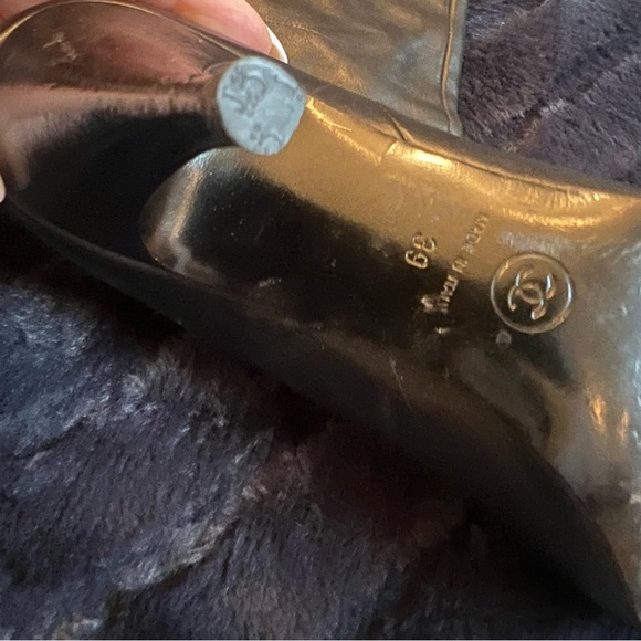 Authentic Chanel high rise boots size 39 - Picture 4 of 7